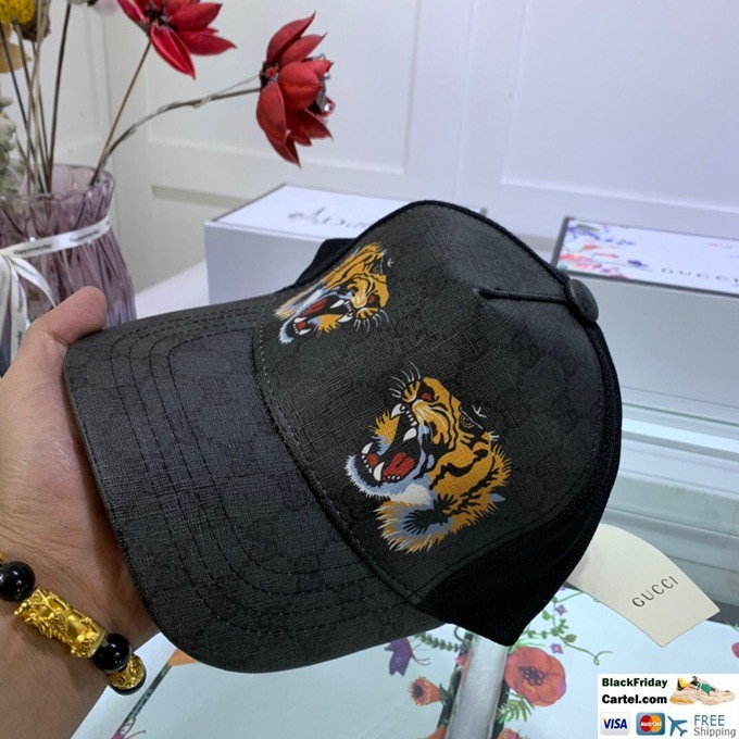gucci tiger cap black