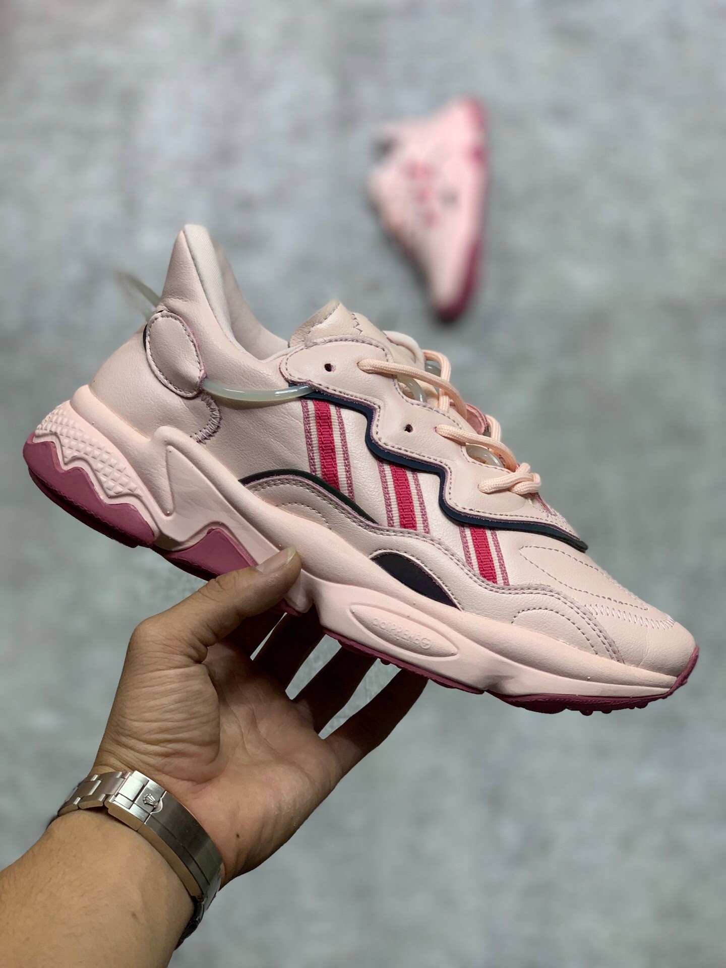 adidas ozweego vintage