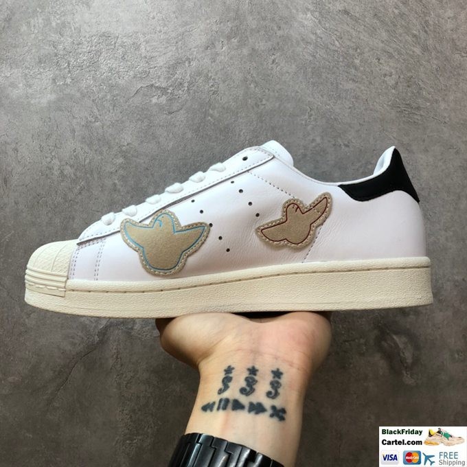 shell toe shoes