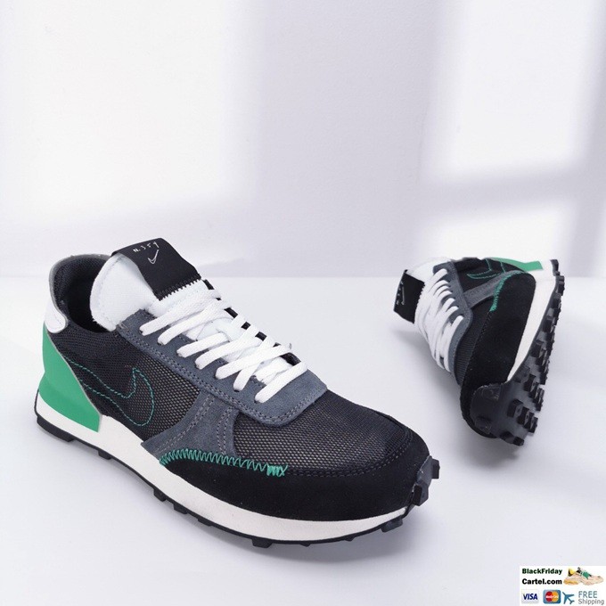 nike daybreak low top sneakers