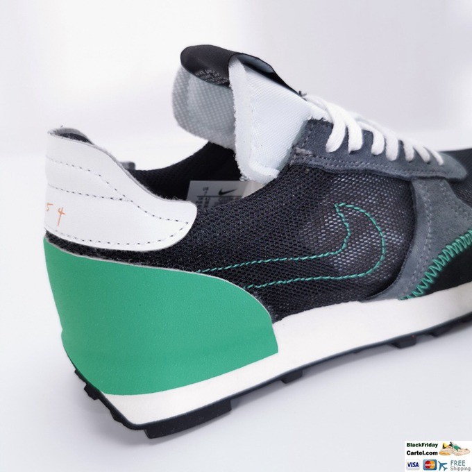 nike daybreak low top sneakers