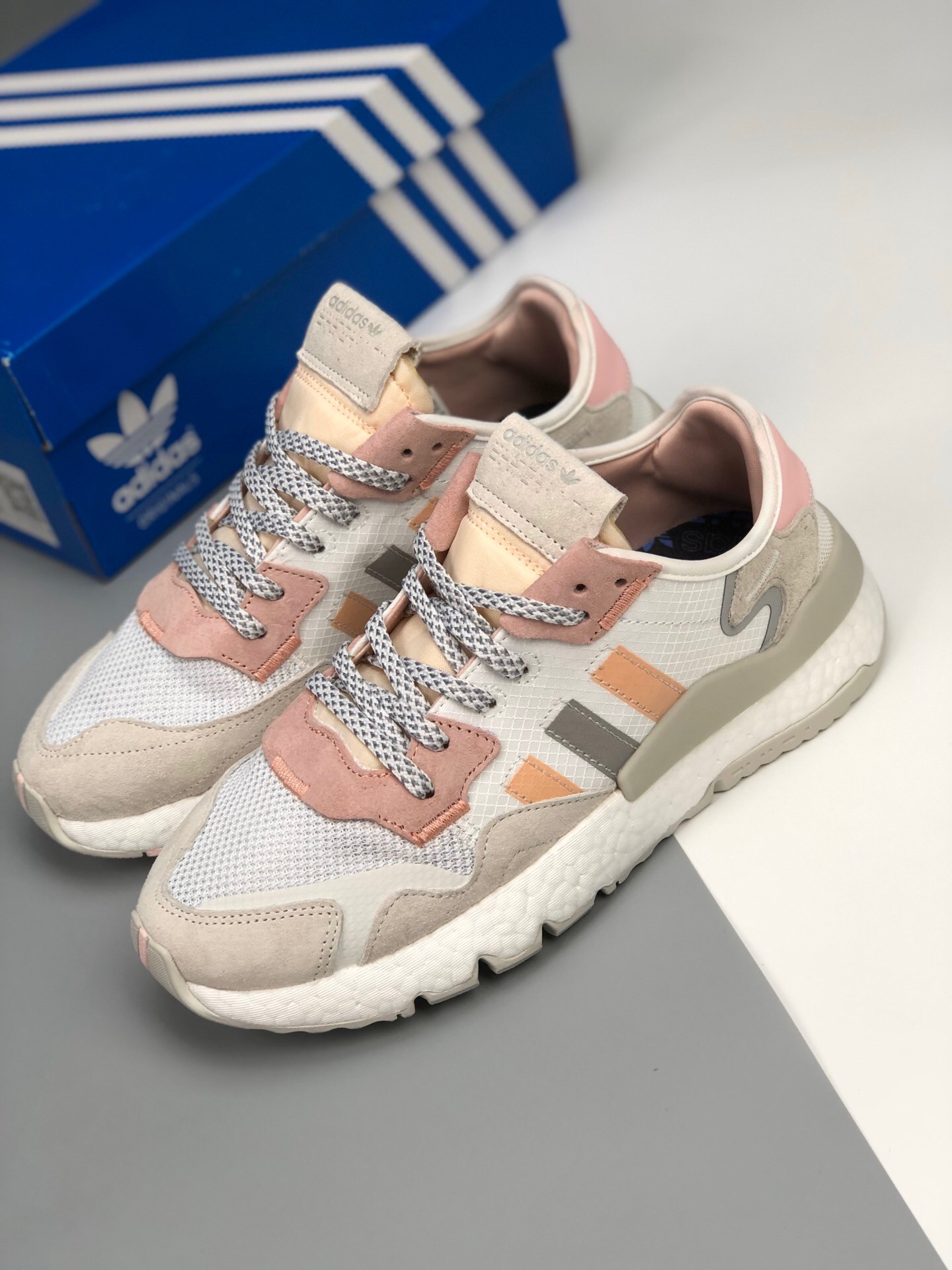 nite jogger shoes pink