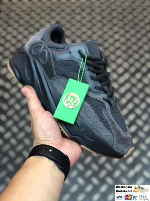 yeezy boost 700 v2 black