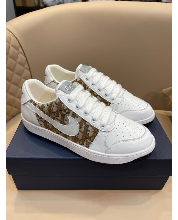 Gucci x Nike Oblique Print Sneakers Men Low