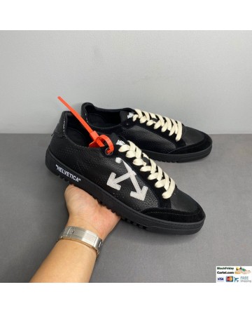 Off-White Low Vulcanized Sneaker Black & White